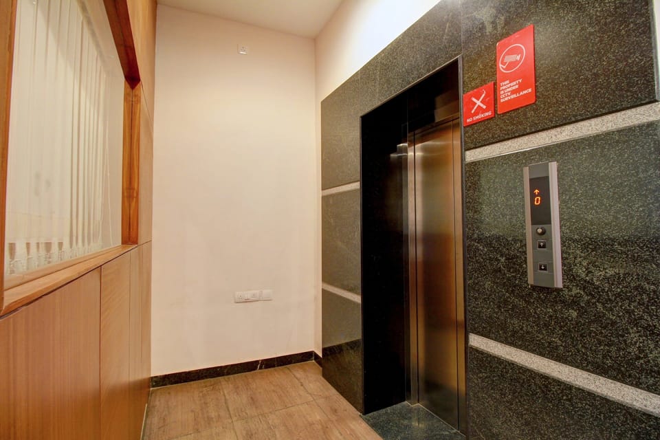 Traders Hotel Hotel in Mangaluru