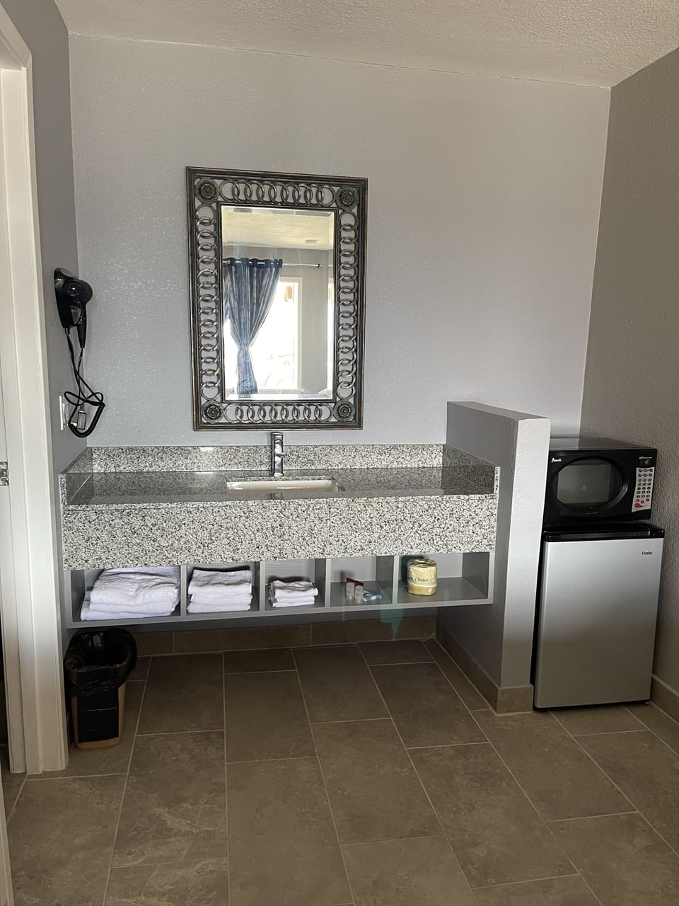 Blackout drapes, soundproofing, free WiFi, bed sheets