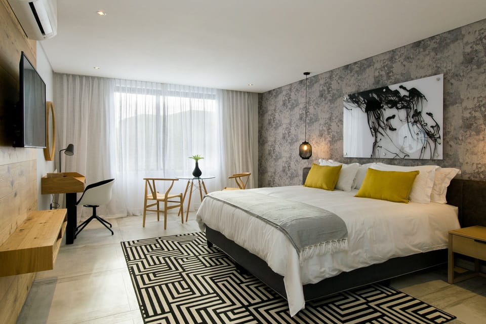 Premium bedding, minibar, in-room safe, individually decorated