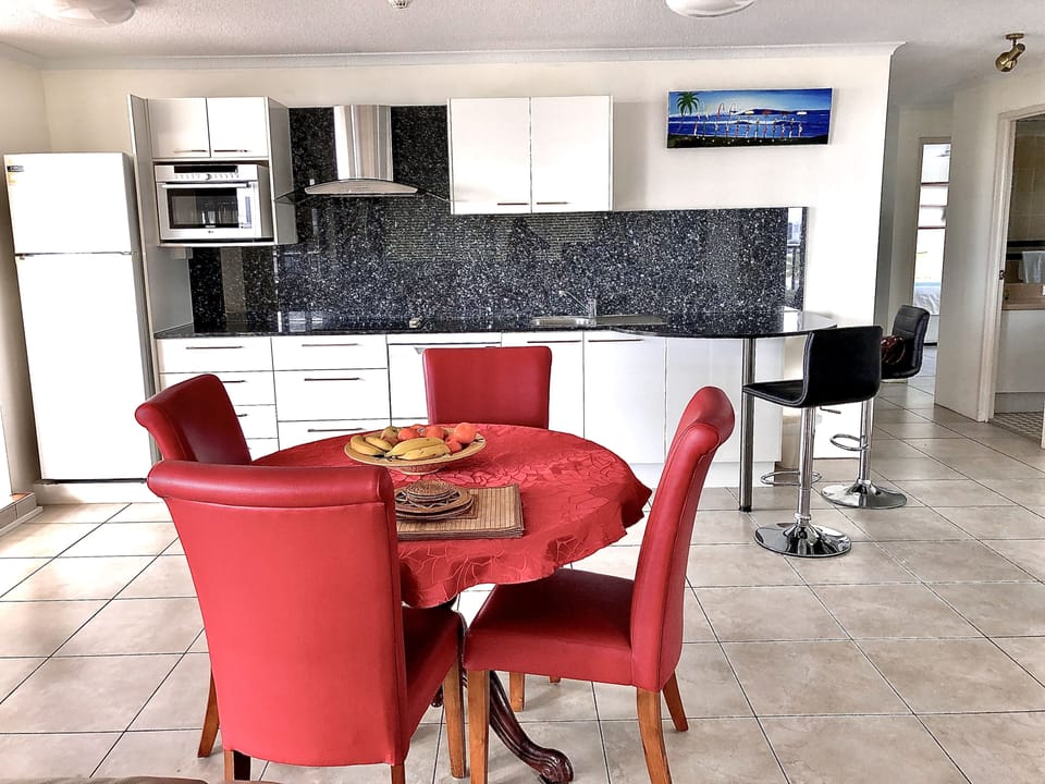 Panoramic Apartment | Private kitchen | Full-size fridge, microwave, oven, stovetop