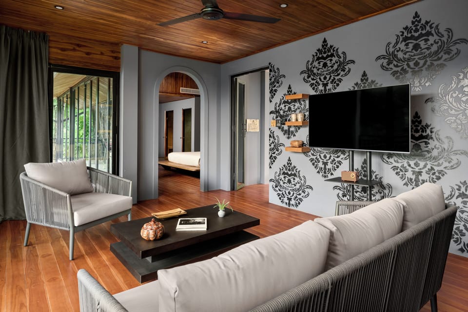 Sunset Namkhan Villa (two bedrooms) | Living area
