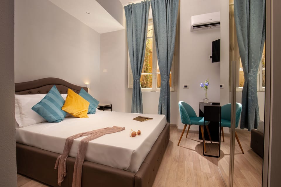 Superior Double or Twin Room | Desk, soundproofing, free WiFi, bed sheets