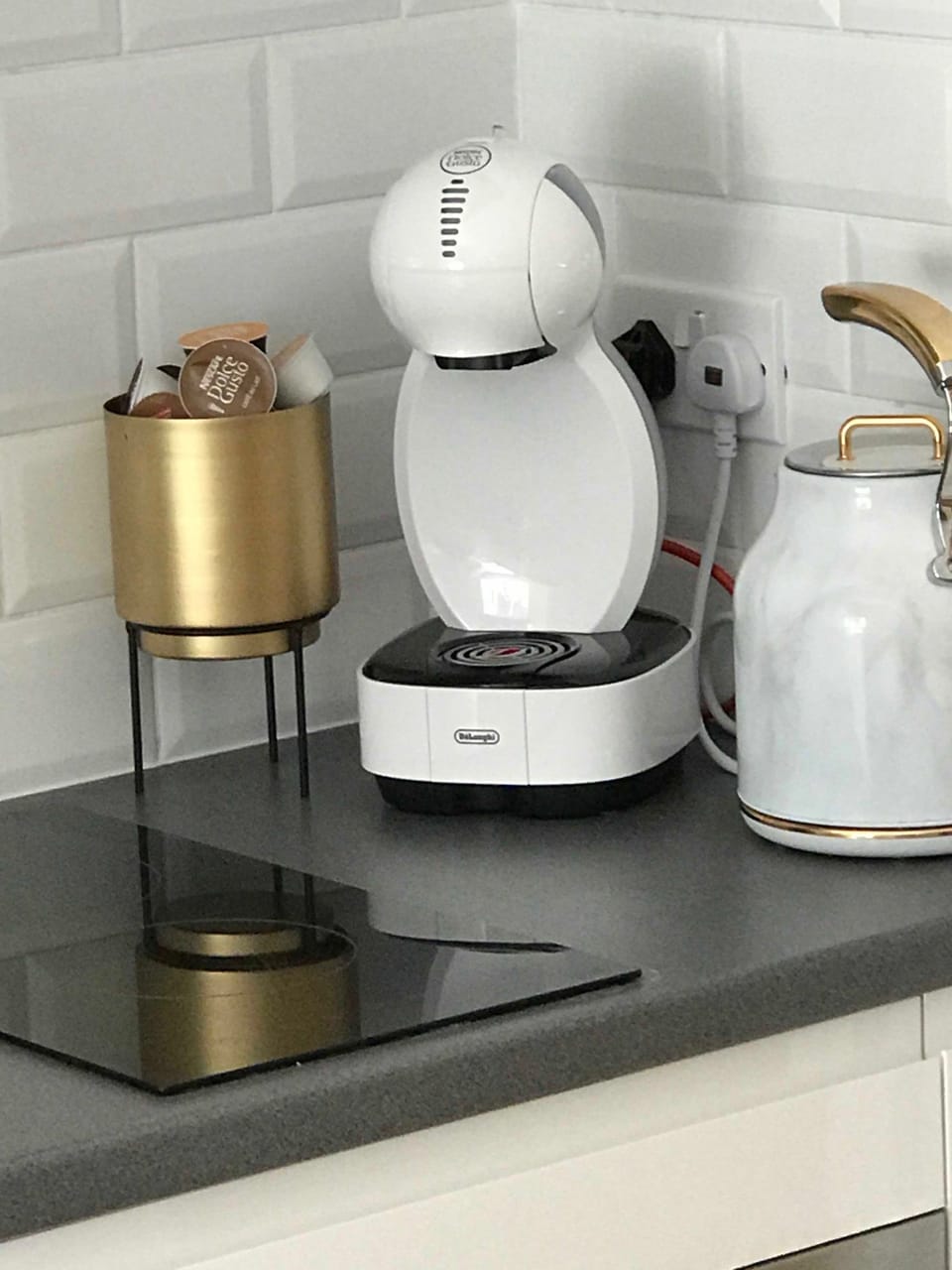 Apartment | Private kitchen | Fridge, microwave, oven, stovetop