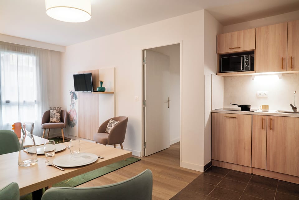 Private kitchenette