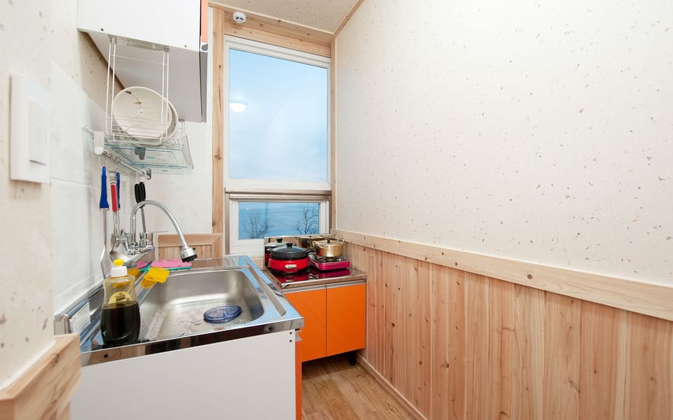 Private kitchenette