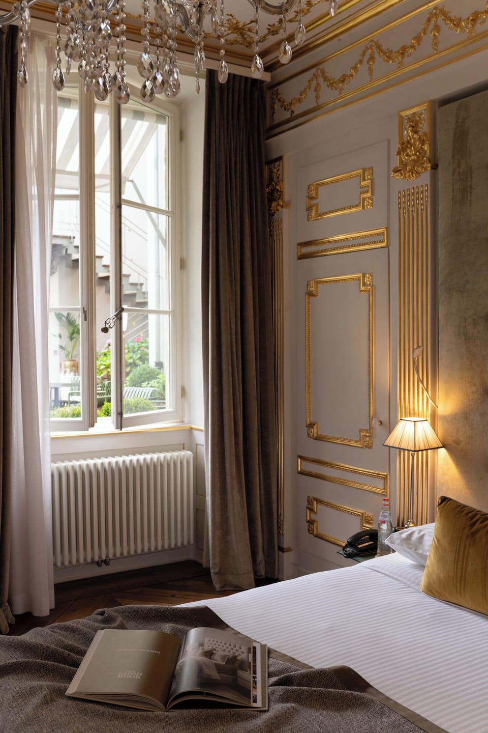 Junior Suite | Premium bedding, minibar, in-room safe, individually decorated