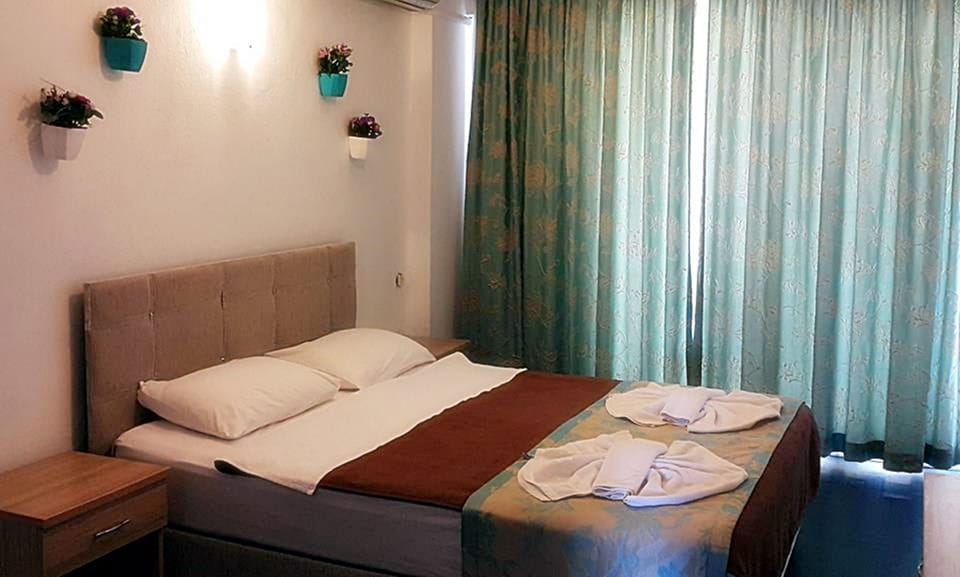 Double or Twin Room | Premium bedding, desk, free WiFi, bed sheets