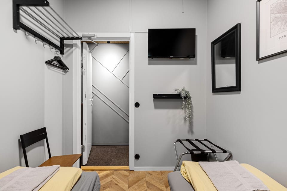 Basic Double Room, 2 Twin Beds | Laptop workspace, iron/ironing board, free WiFi, bed sheets