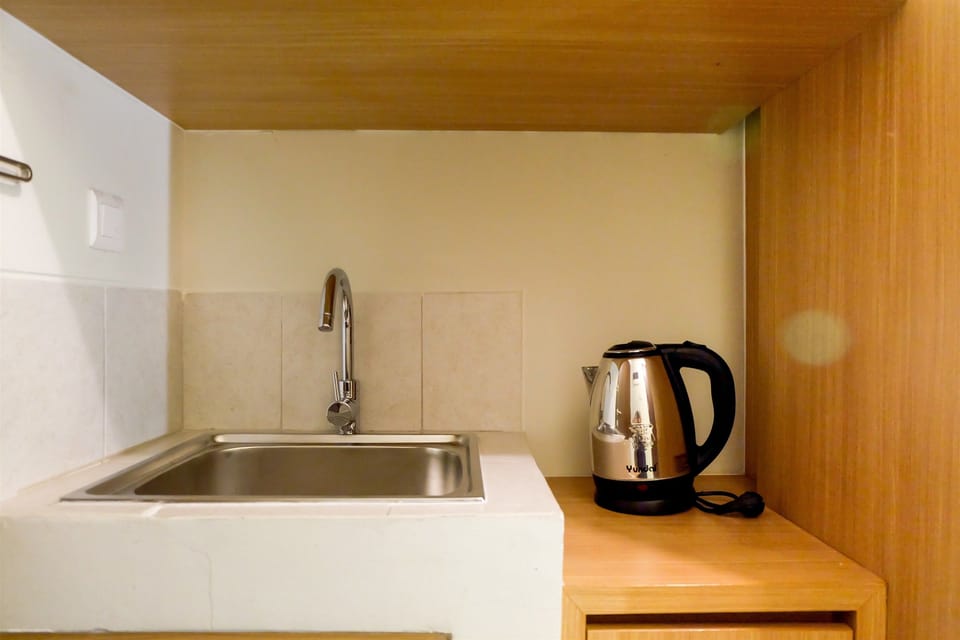 Room | Private kitchen | Fridge, microwave