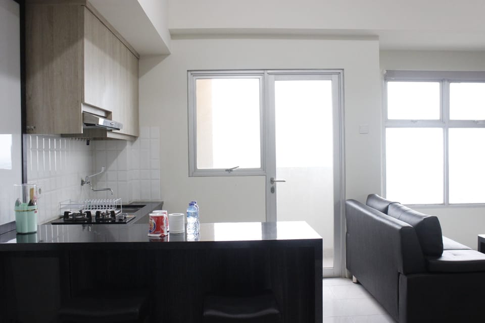 Room | Private kitchen | Fridge, stovetop, cookware/dishes/utensils