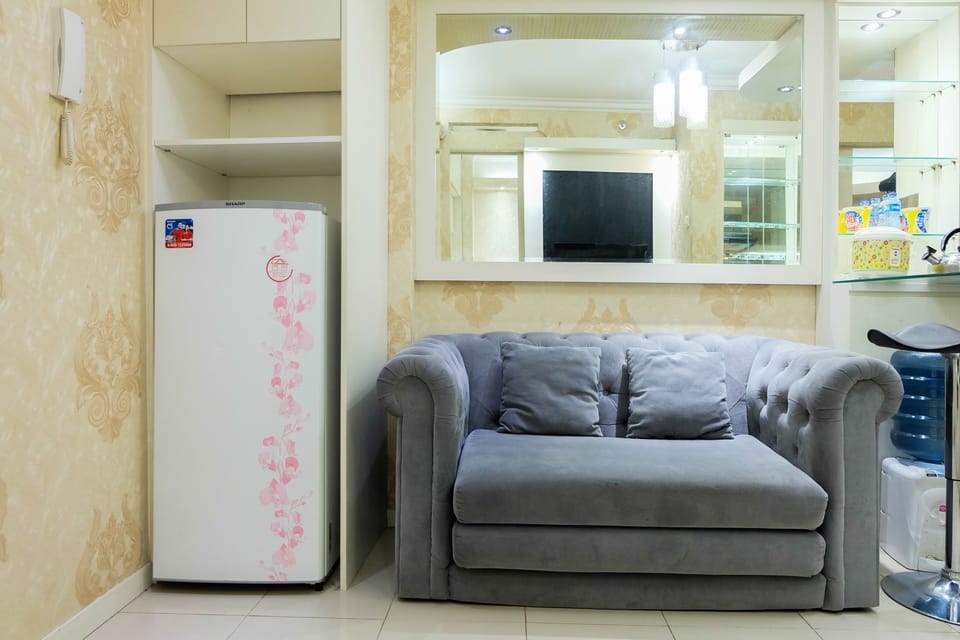 Room | Living area | TV