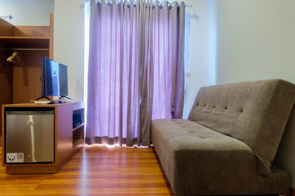 Room | Living area | TV