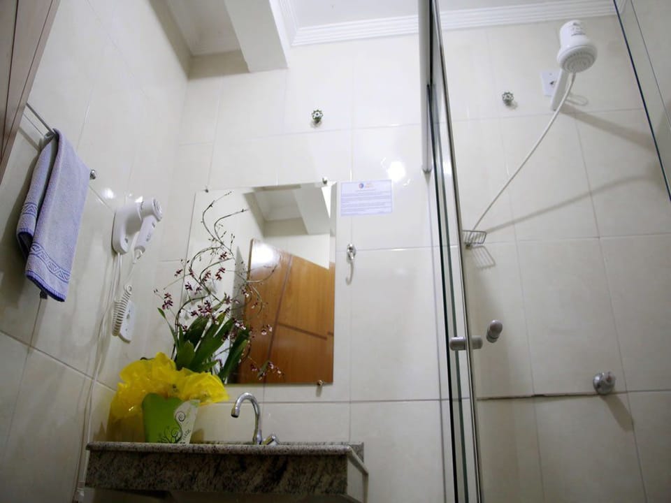 Shower, free toiletries, hair dryer, towels