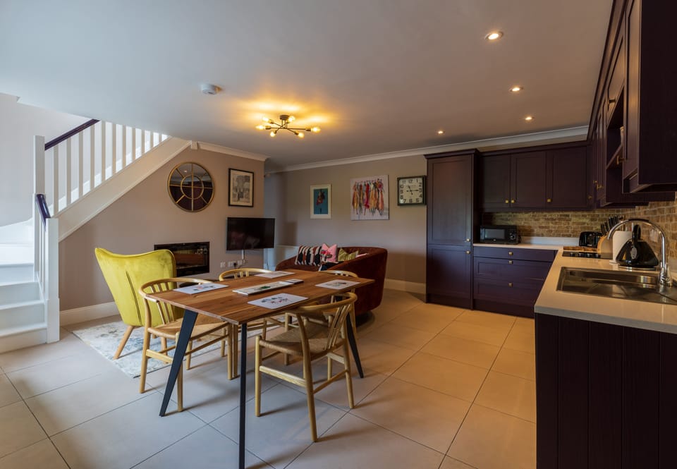 Panoramic Cottage | Private kitchen | Coffee/tea maker, oven, stovetop, dishwasher