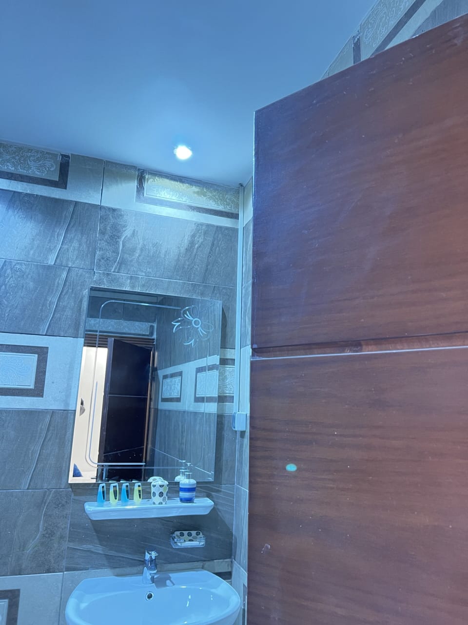 Triple Room | Bathroom | Rainfall showerhead, slippers, bidet, towels