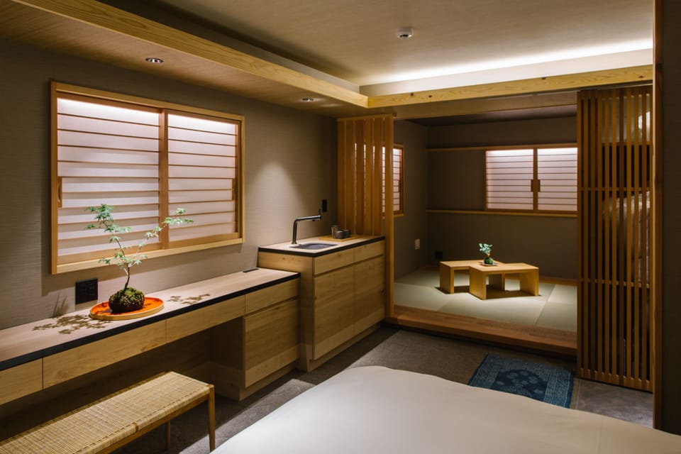 Junior Suite, Double Bed, Non Smoking (33 Sqm) | Private kitchen | Fridge, microwave, electric kettle, cookware/dishes/utensils