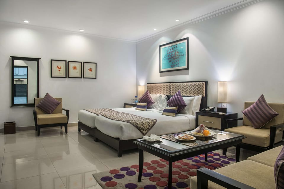 Memory foam beds, minibar, in-room safe, desk