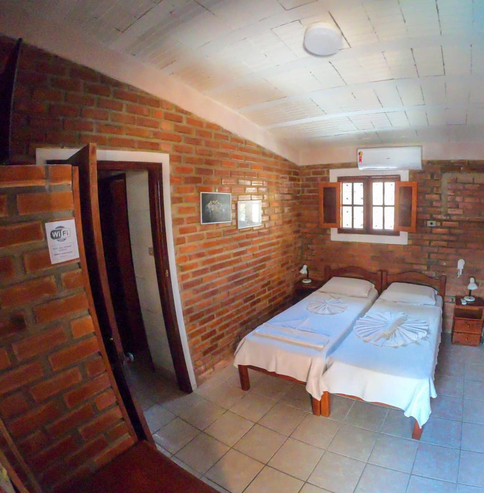 Minibar, in-room safe, free WiFi, bed sheets