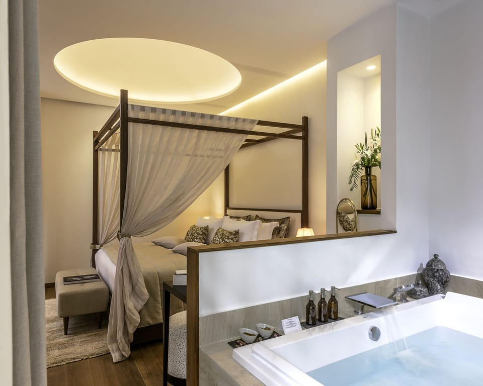 Suite | Egyptian cotton sheets, premium bedding, down comforters, pillowtop beds