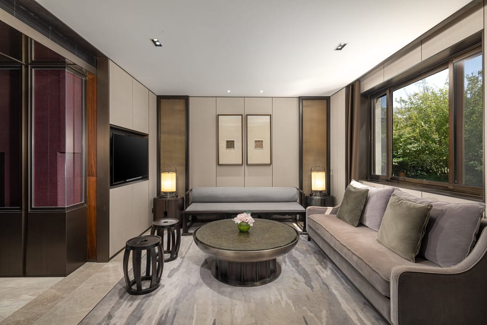 Suite (Tanghua) | Premium bedding, down comforters, pillowtop beds, minibar