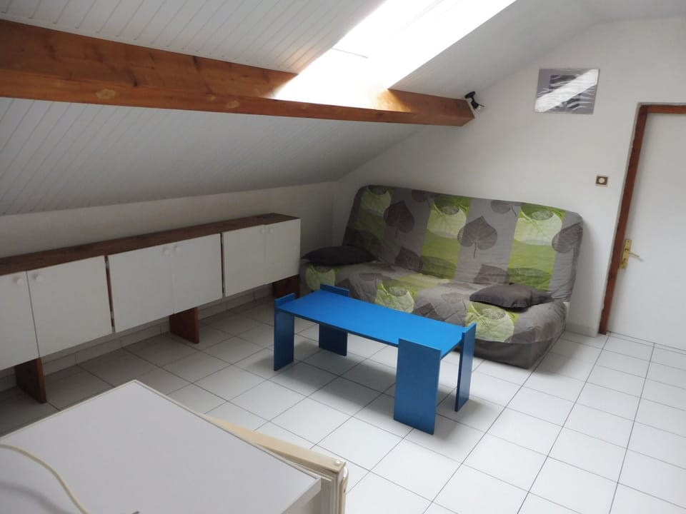 Double Room (La Mansardée) | Living area