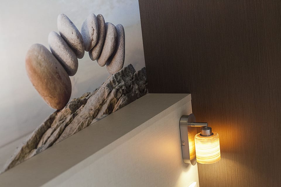 1 bedroom, premium bedding, desk, blackout drapes