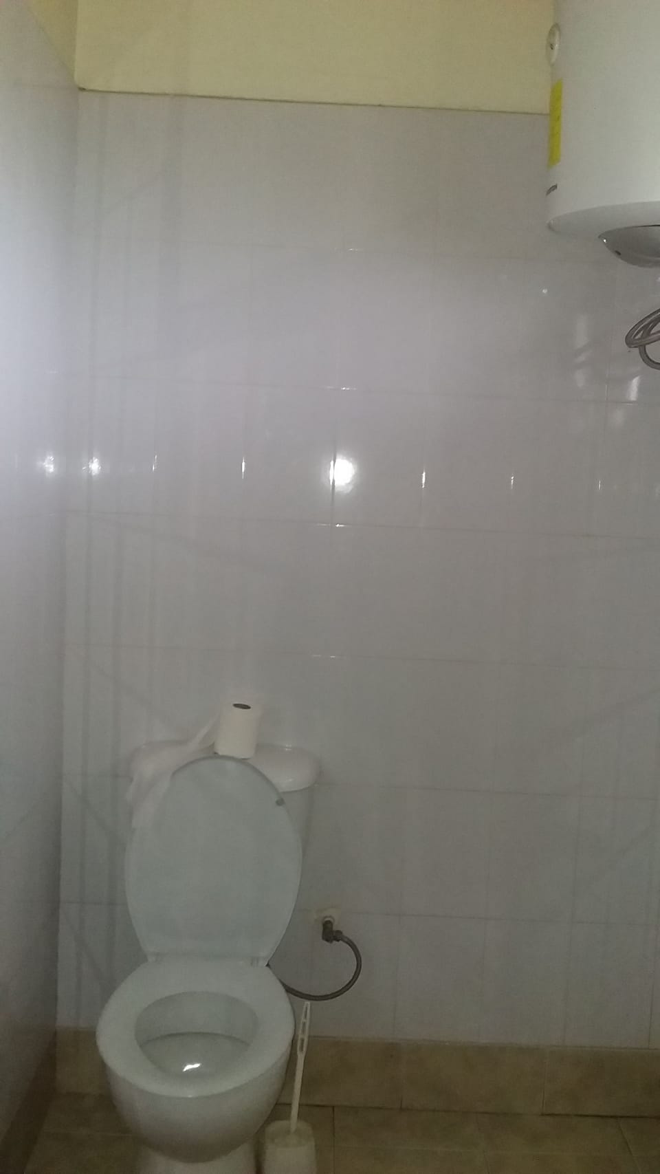 Twin Room | Bathroom | Shower, rainfall showerhead, towels, soap