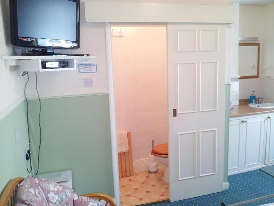 Brampton Guest House Bed and Breakfast in Paignton