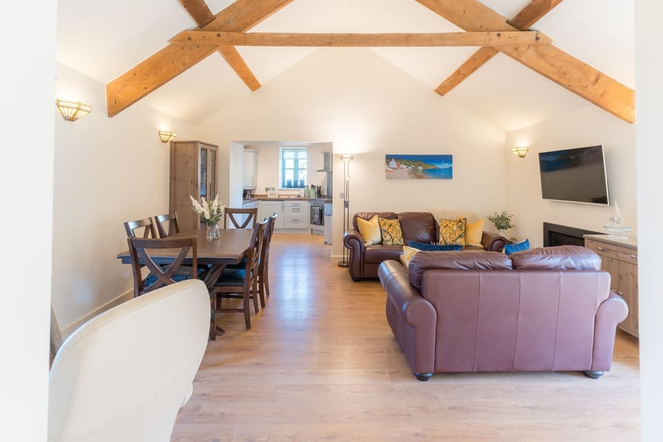 Cottage | Living area | LCD TV
