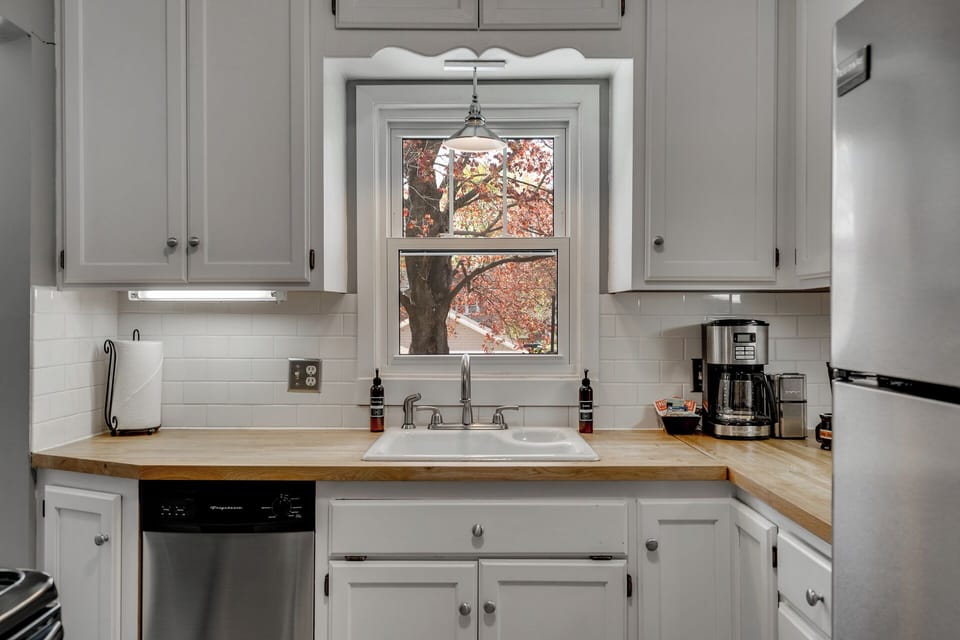 House (3 Bedrooms) | Property amenity