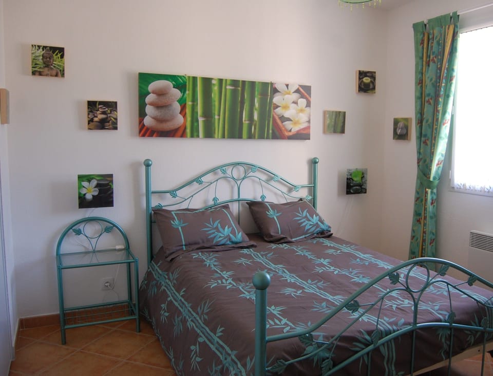 Standard Double Room | Laptop workspace, blackout drapes, iron/ironing board (on request)