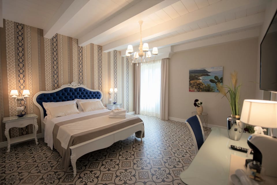 Deluxe Triple Room | Premium bedding, memory foam beds, minibar, in-room safe