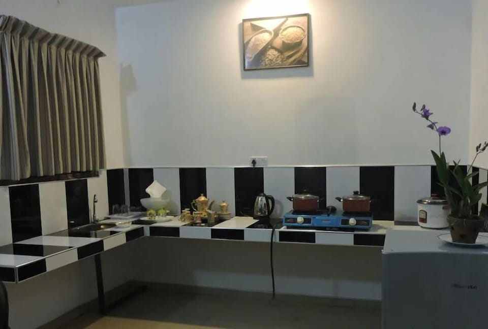 Family Villa | Shared kitchen | Coffee/tea maker, fridge, microwave, electric kettle