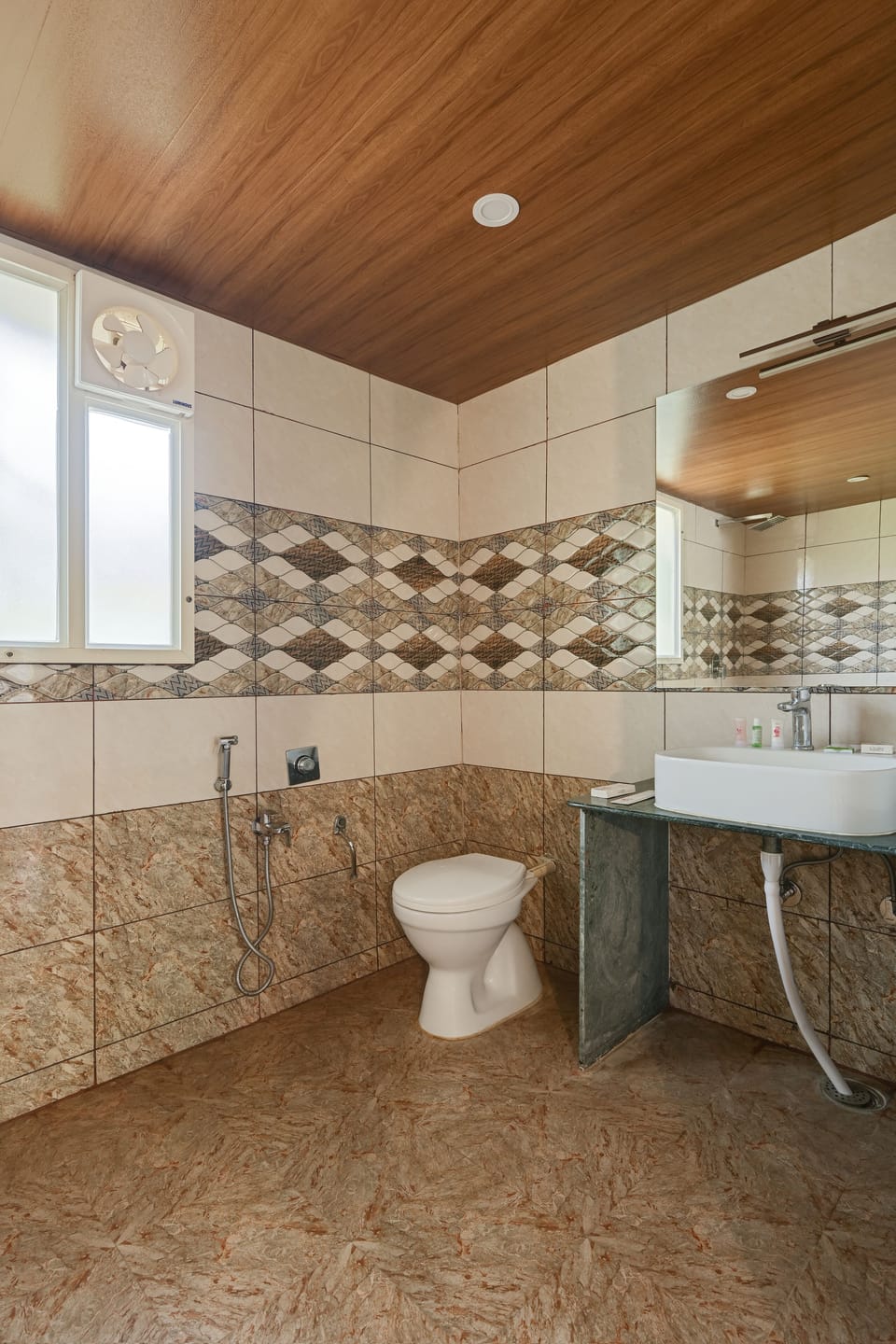 Premium Double Room | Bathroom | Shower, free toiletries, slippers, towels