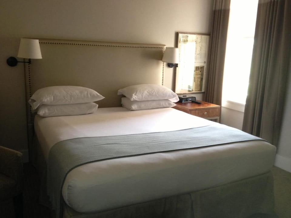 Frette Italian sheets, premium bedding, down comforters, pillowtop beds