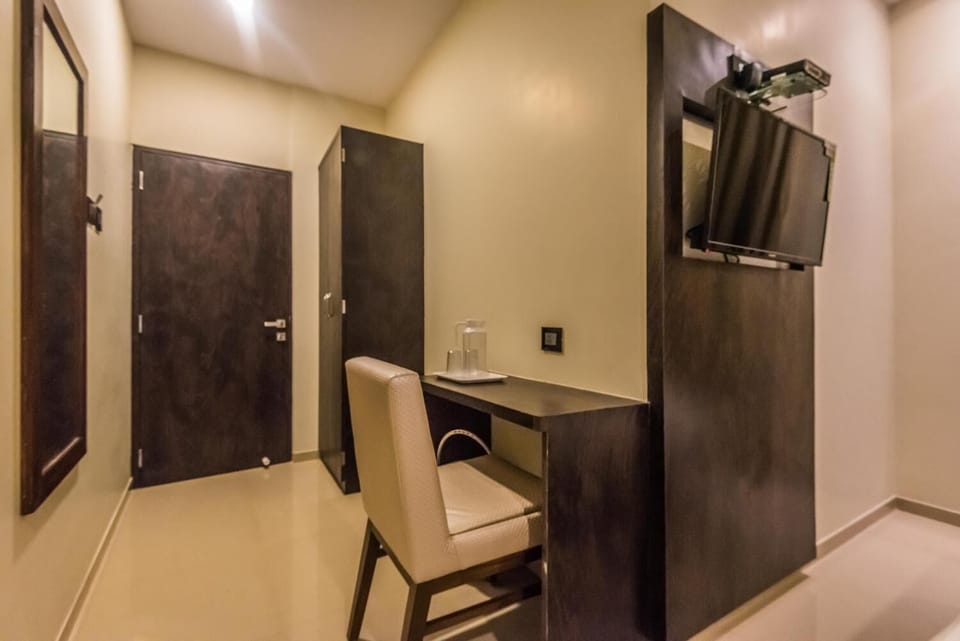 Deluxe Double Room | WiFi (free), bed sheets