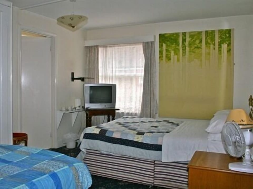 Suite, Ensuite