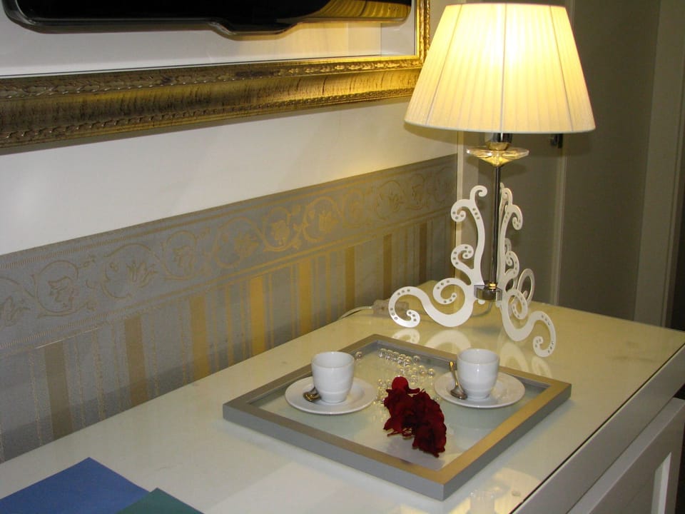 Classic Double Room | Coffee and/or coffee maker