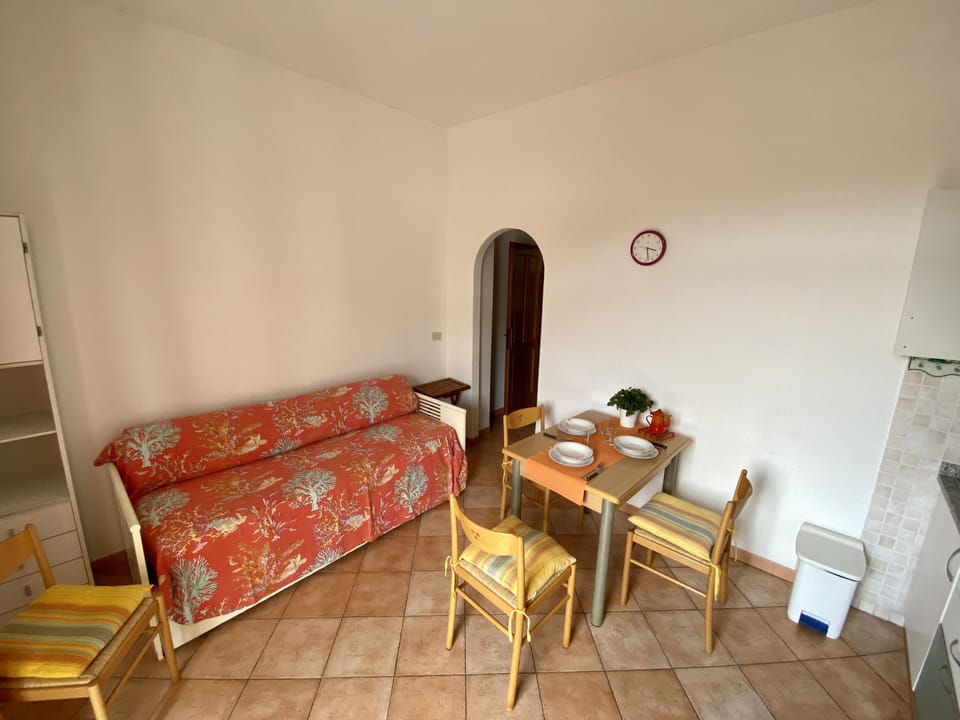 Apartment, 1 Bedroom (Malea) | Private kitchen | Full-size fridge, stovetop, coffee/tea maker, cookware/dishes/utensils