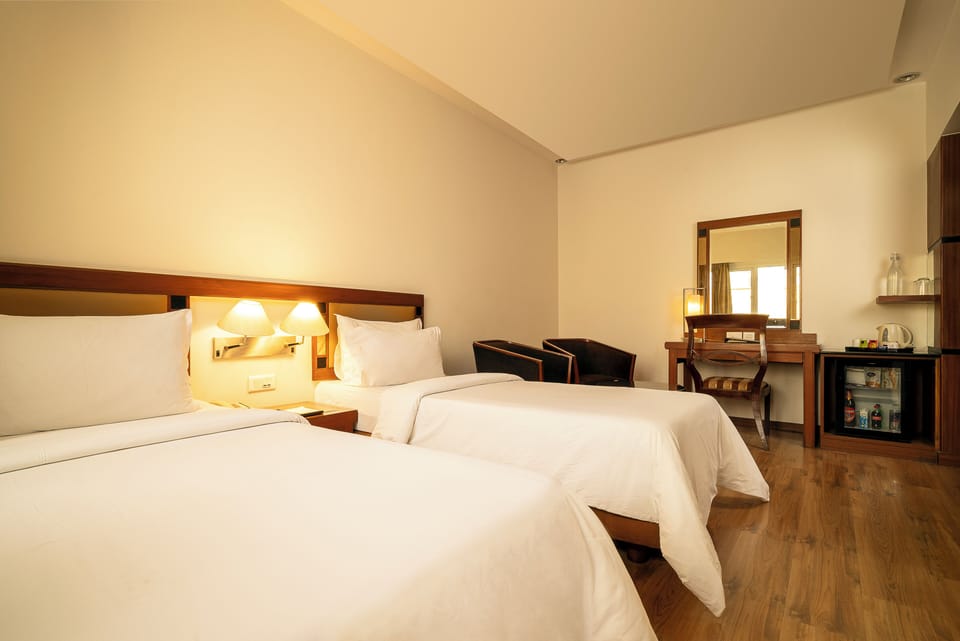 Standard Twin Bed | In-room safe, blackout drapes, iron/ironing board (on request)