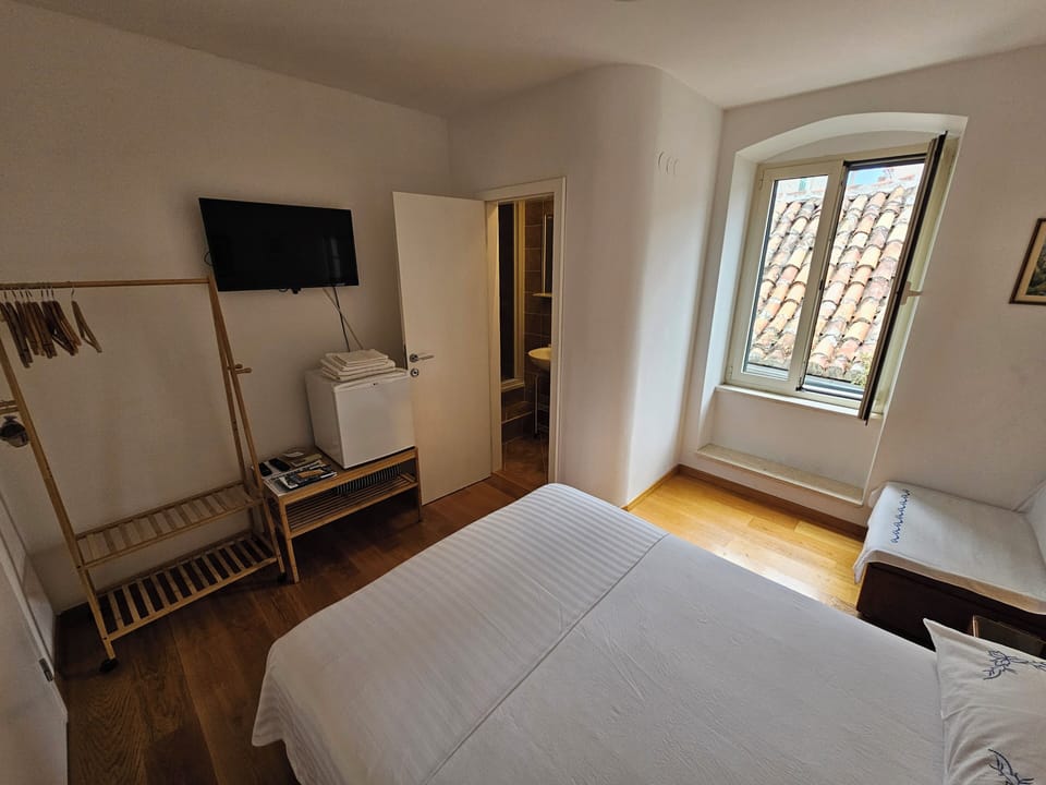 Double Room | 4 bedrooms, memory foam beds, individually decorated