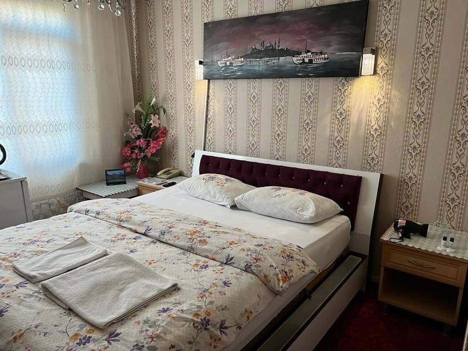 Deluxe Double Room | Soundproofing, free WiFi, bed sheets