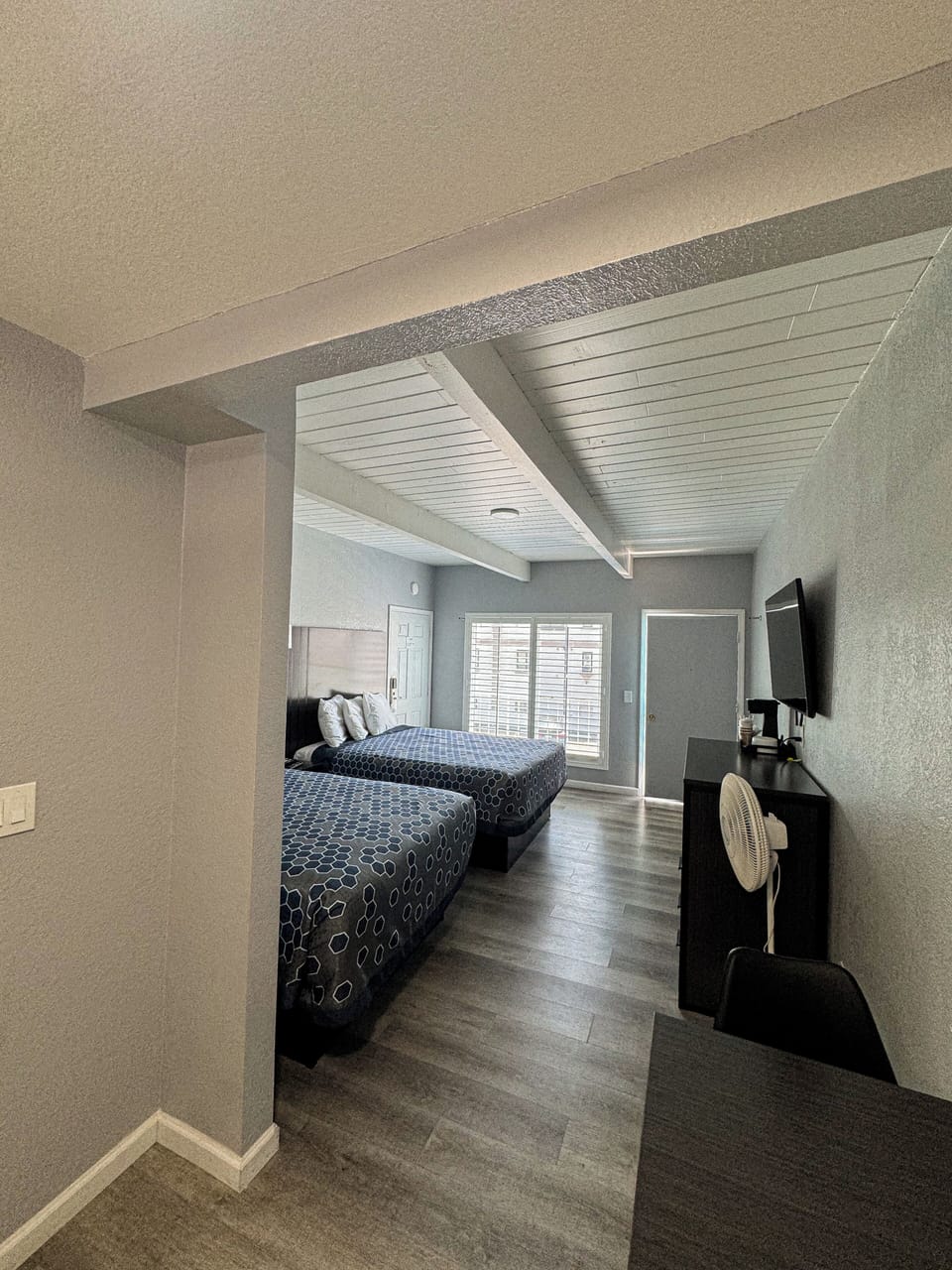 Two Queen Beds - Second Floor | Free WiFi, bed sheets