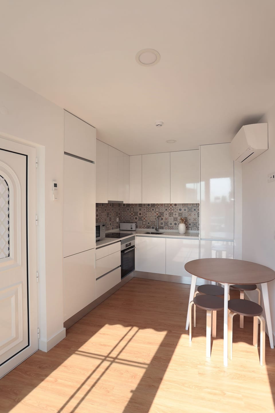 Daily continental breakfast for a fee