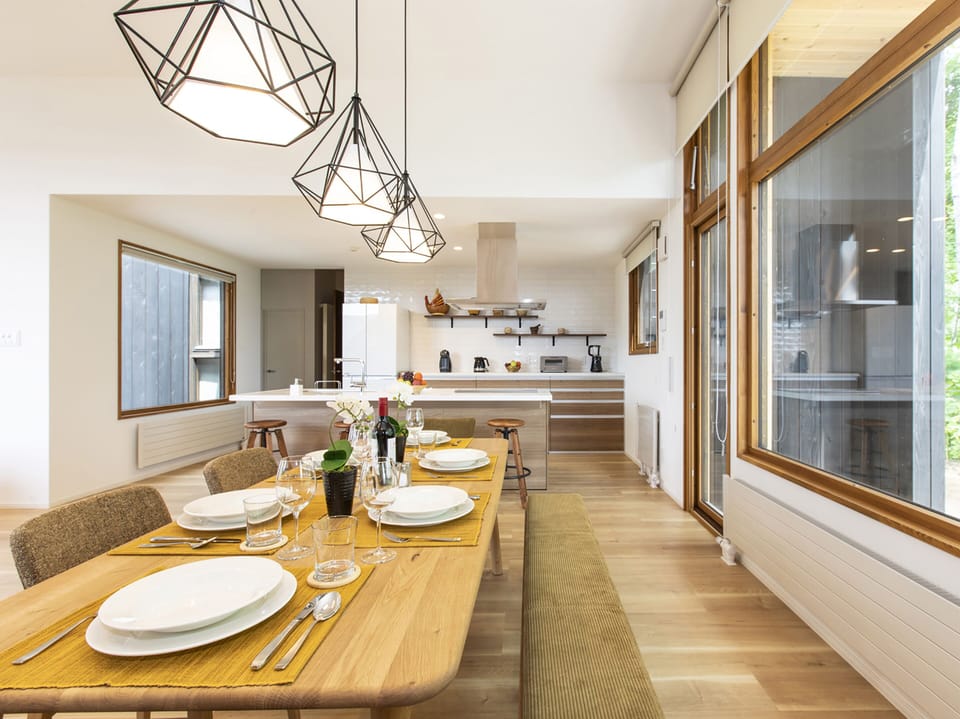 Birchwood | In-room dining