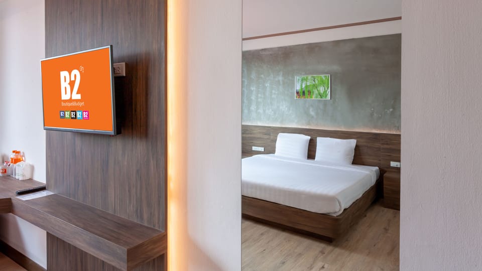 Deluxe Premier Room | Blackout drapes, WiFi (free), bed sheets