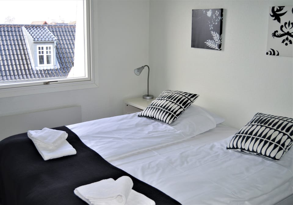 Double Room | Individually furnished, free WiFi, bed sheets