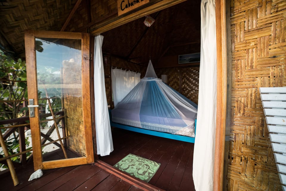Cabin, 1 Bedroom, Beach View, Oceanfront | In-room safe, WiFi (free), bed sheets