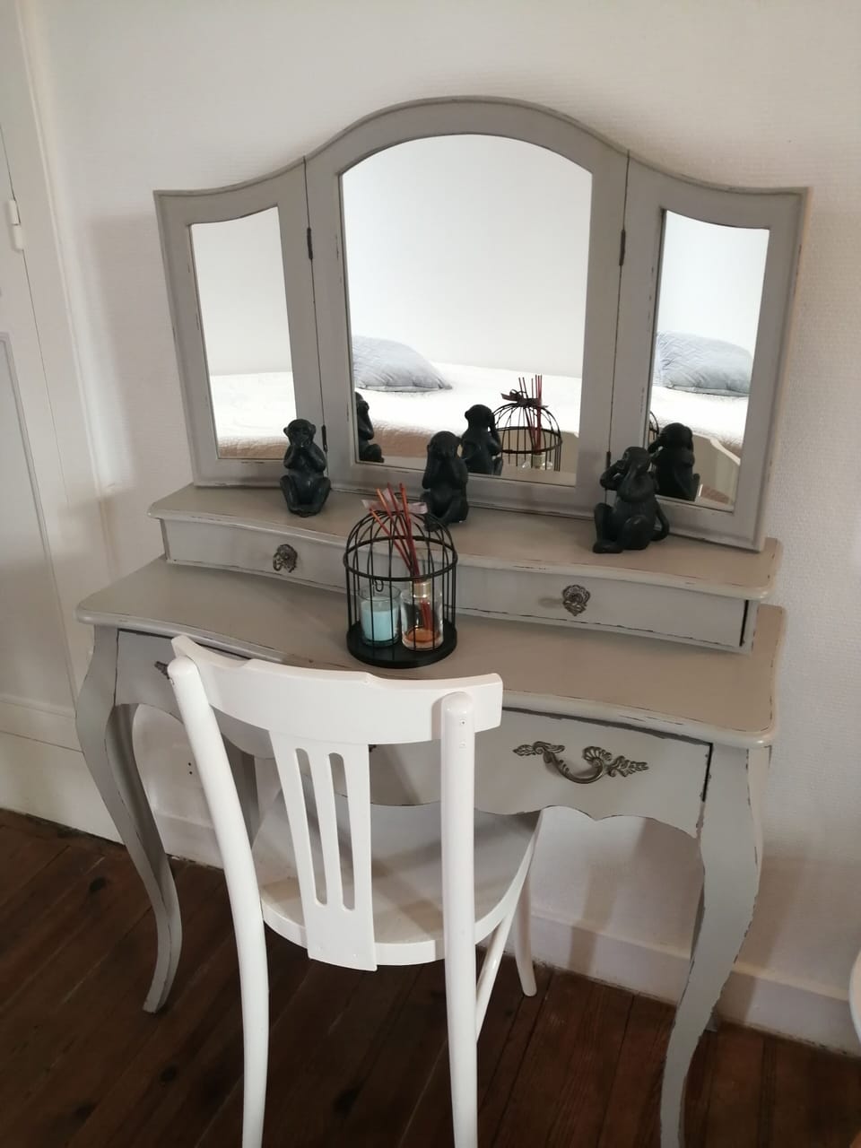 Family Room | Individually decorated, individually furnished, free cribs/infant beds