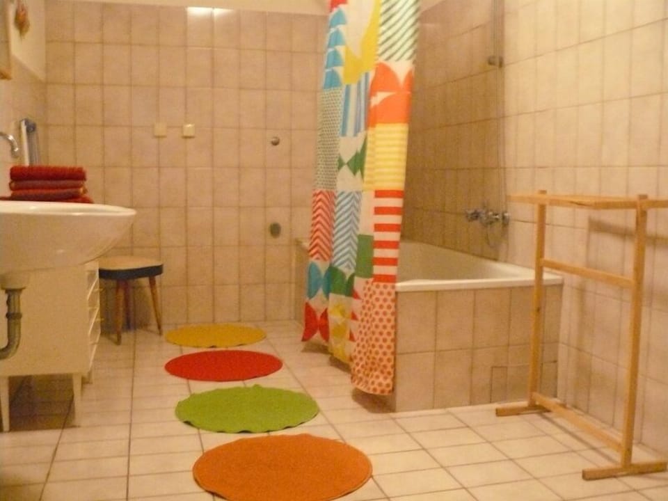 Apartment, 2 Bedrooms, Terrace | Bathroom | Combined shower/tub, towels, soap, toilet paper